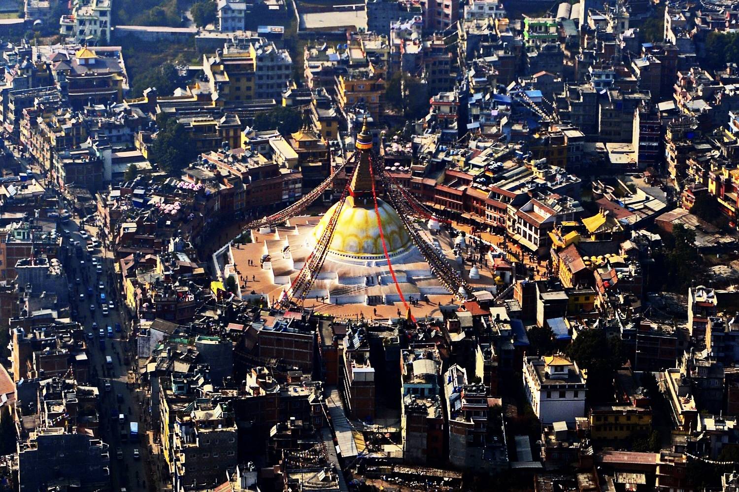 原创喜马拉雅山南麓的世界最大千年佛塔这下藏不住了