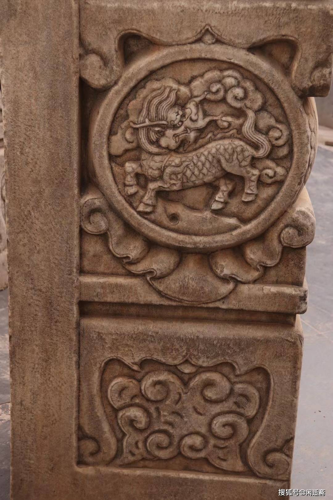 中式庭院,汉白玉石,牌坊抱鼓麒麟门墩狮_狮子_雕刻_象征