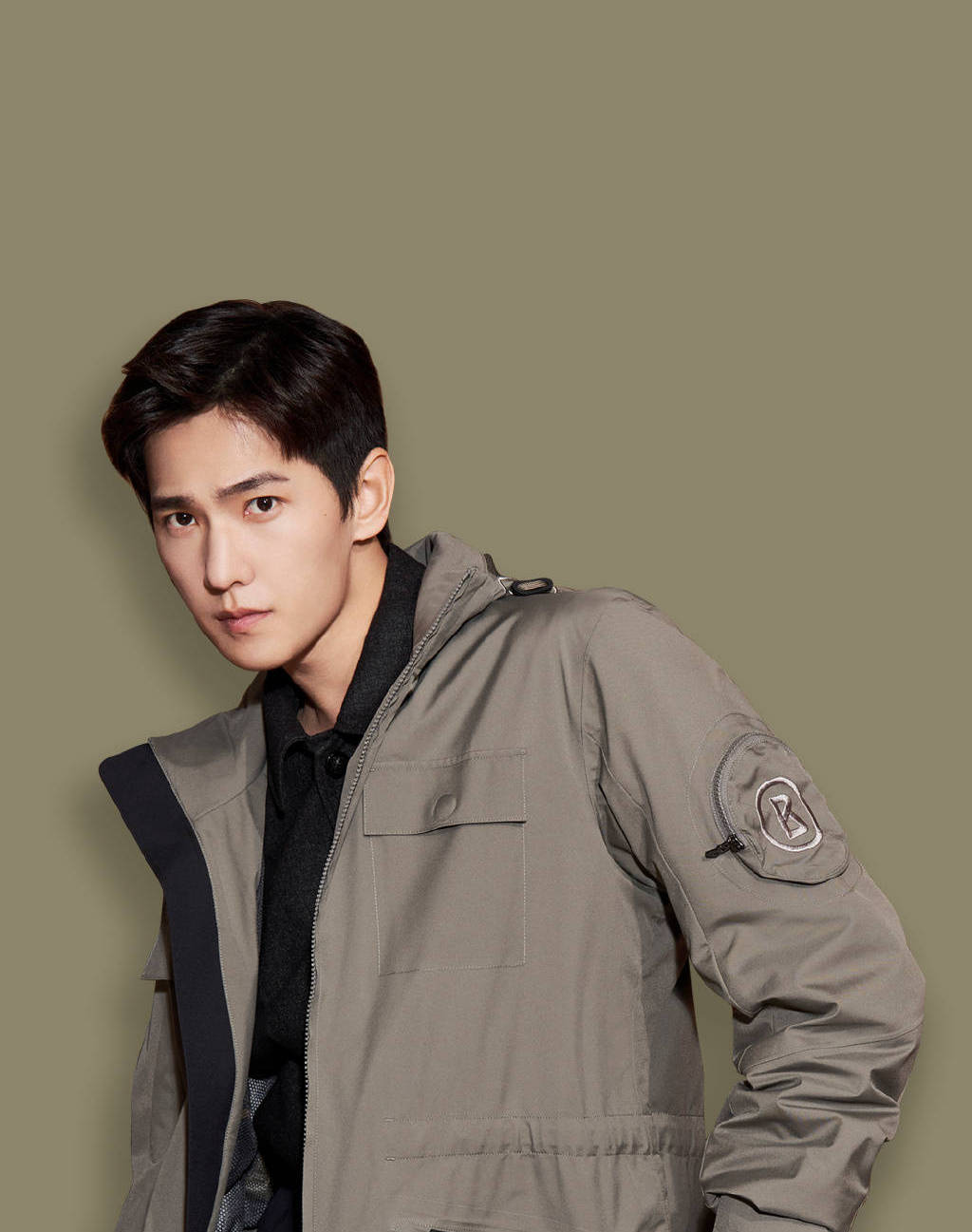 《特战荣耀》导演晒杨洋2019年所送贺卡 祝贺杨洋新剧播出