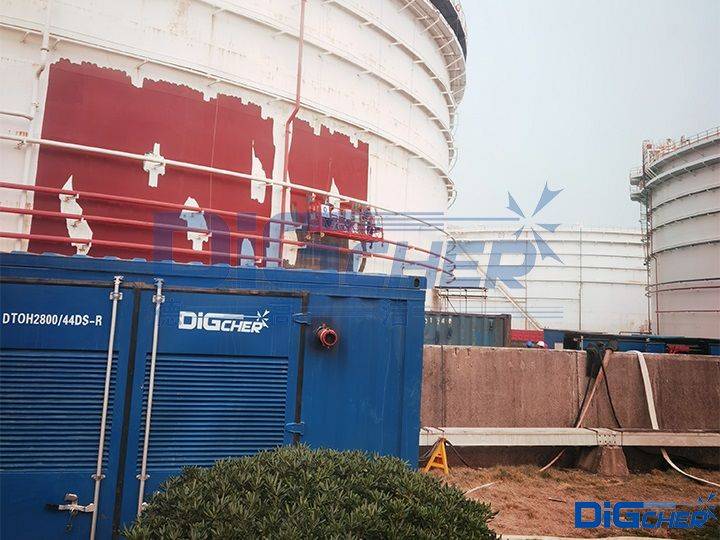 人工智能高压水爬壁机器人实现储罐除锈工艺新模式