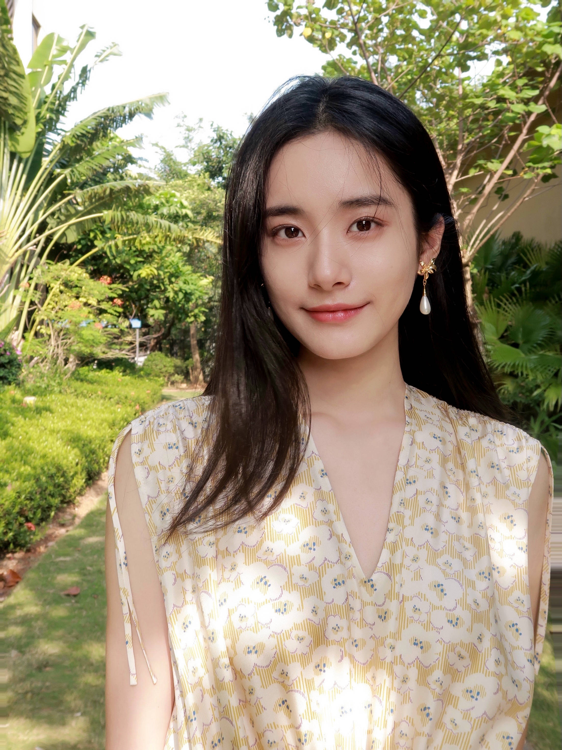 范诗然的夏日碎花裙