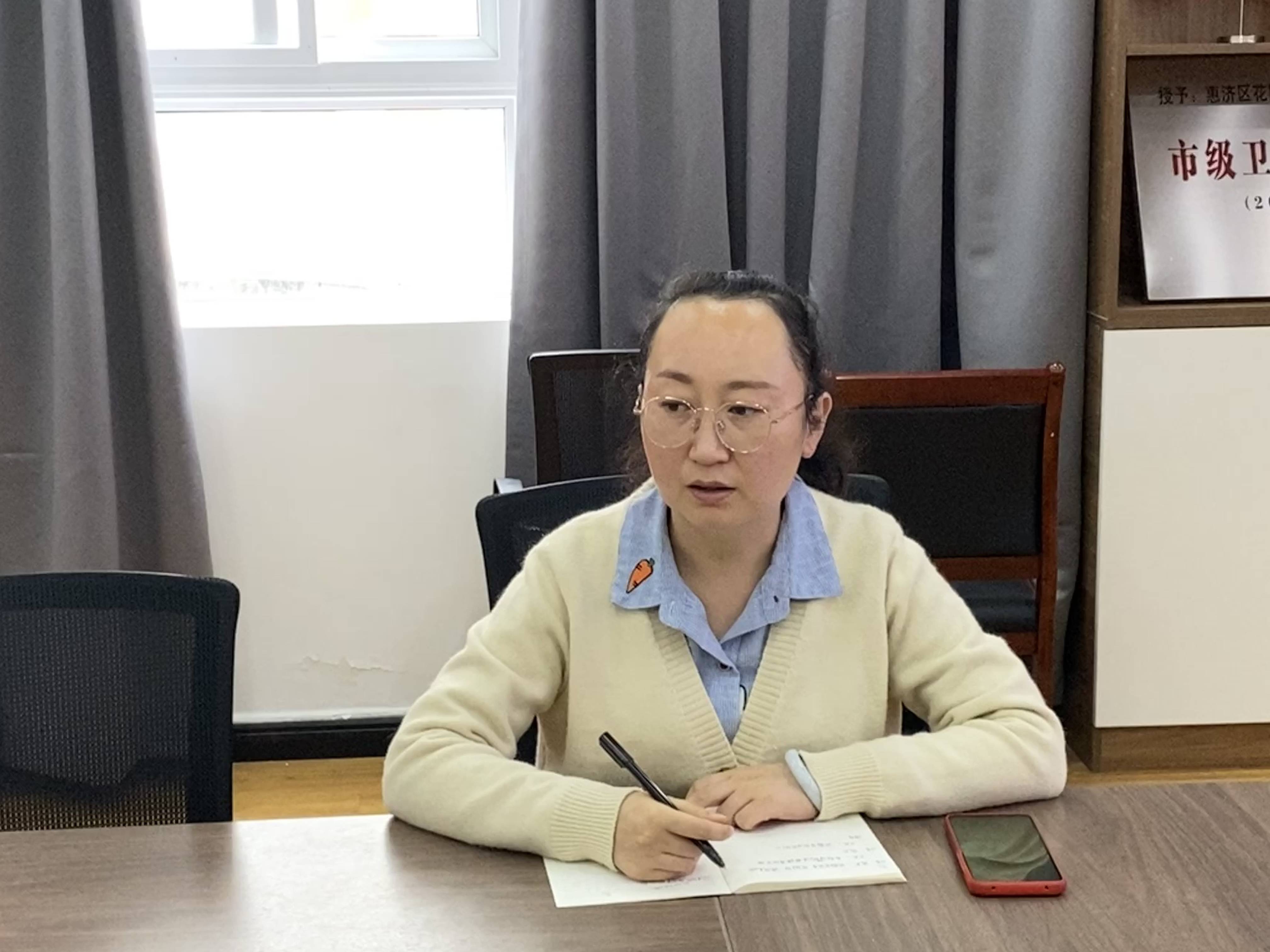 刘丽娜主任发言刘胜楠副校长 讲话最后,刘校长指出,德育处为确保学生