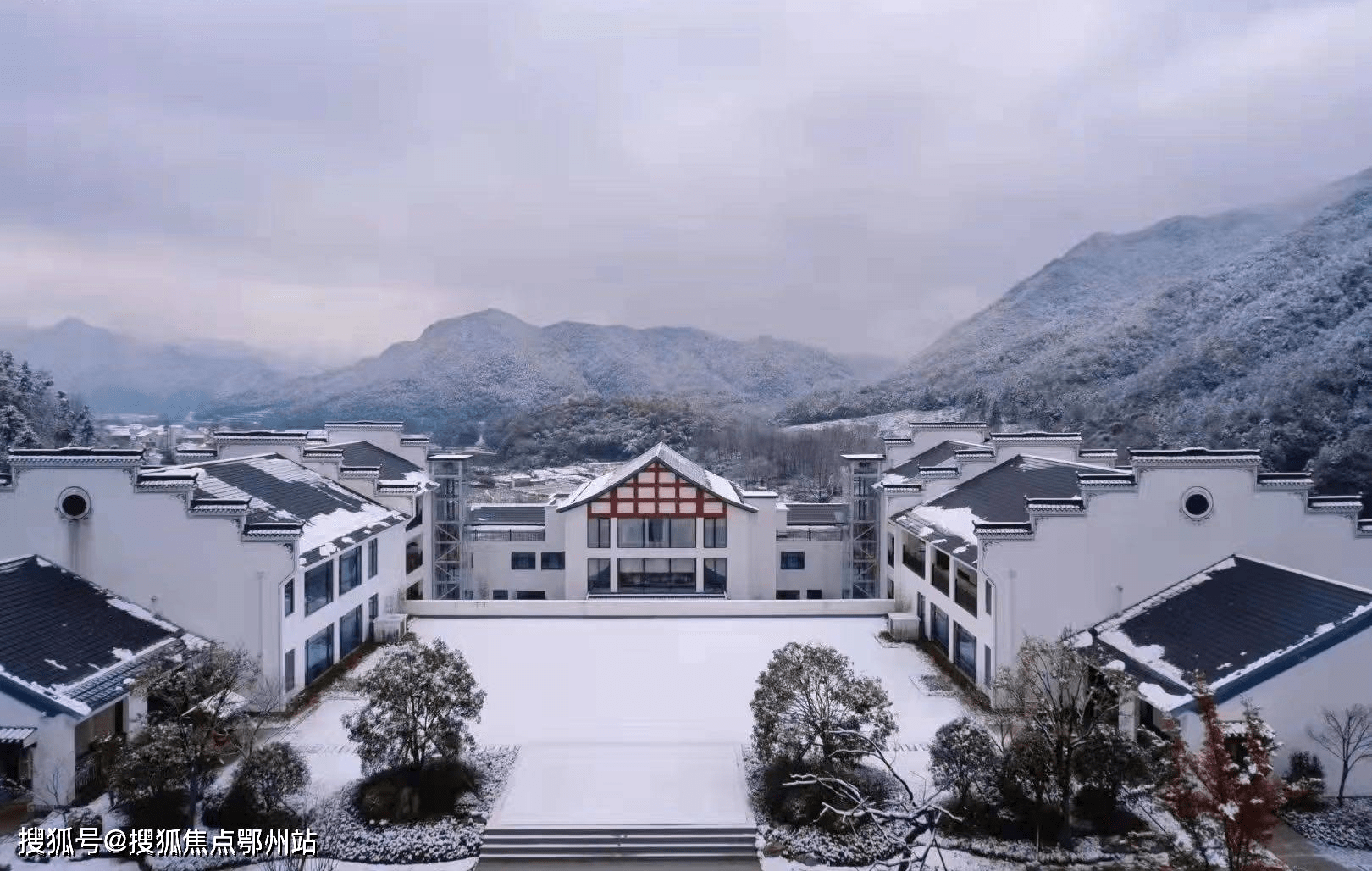 官网:金华仁里山居售楼处