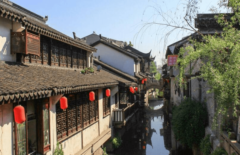 上海最独特的古镇，因寺庙而形成的小镇，距今1500年依旧恬静