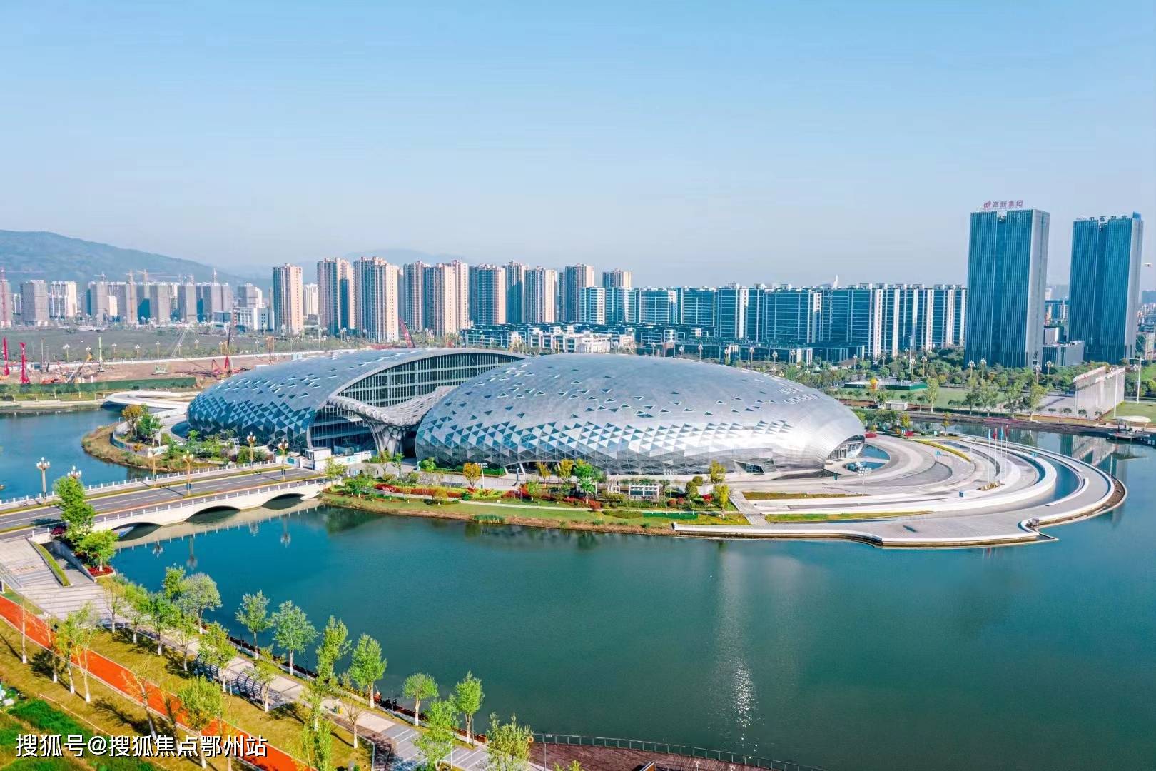 德清城市交通的不断升级,也带动了城南凤栖湖板块的价值提升.