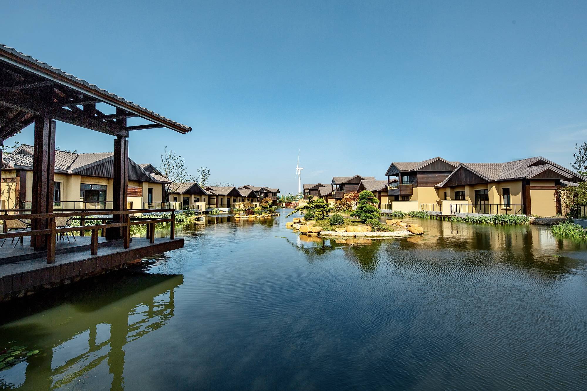 长泰海滨城目前整体开发面积已达到2000亩,包含了旅游景区,亲子乐园