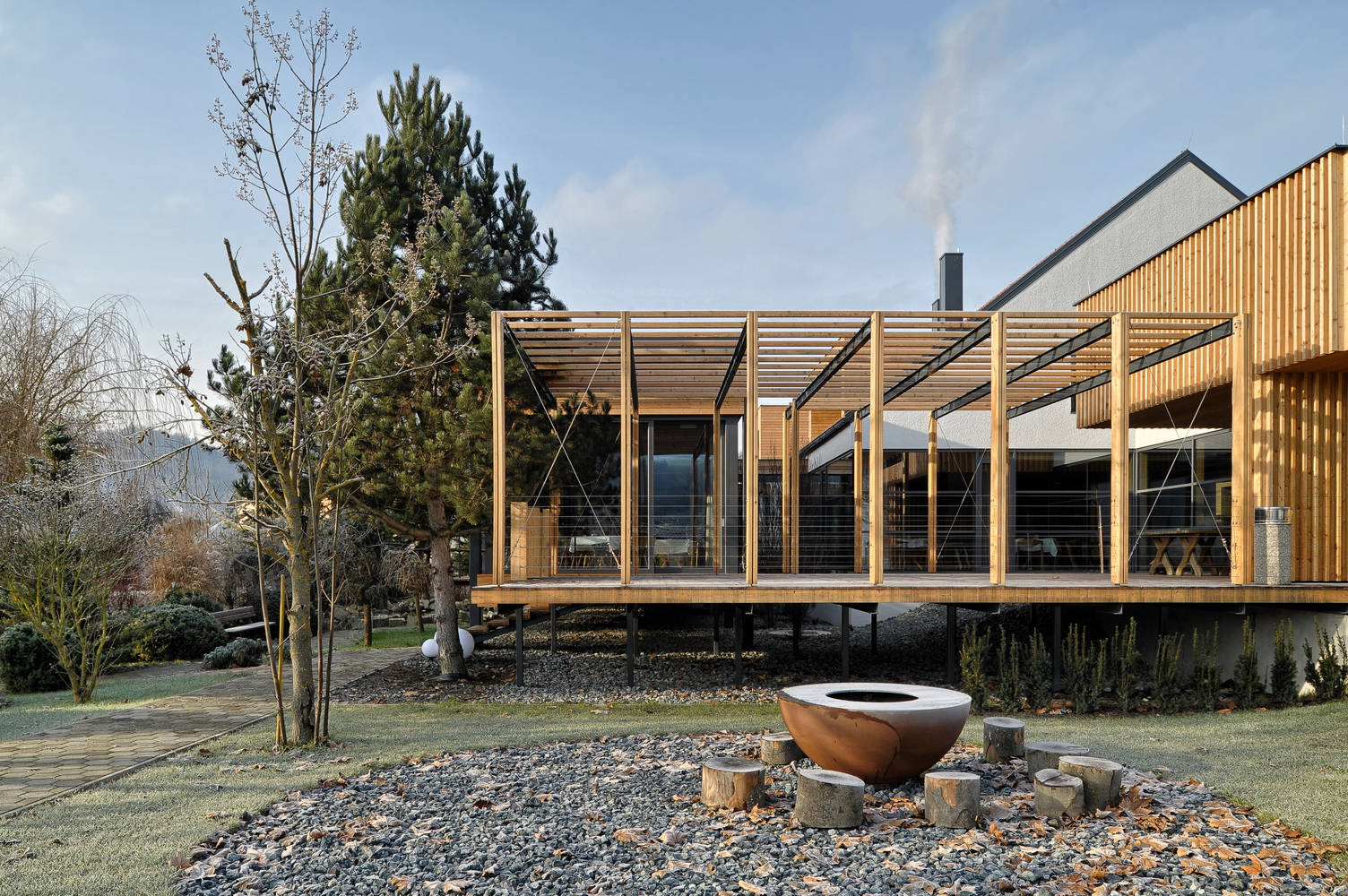 现代美学木屋大连木屋工厂制造