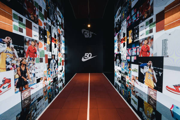 潮牌媒体丨坚决不停：Nike 五十年不断向前丨潮牌媒体