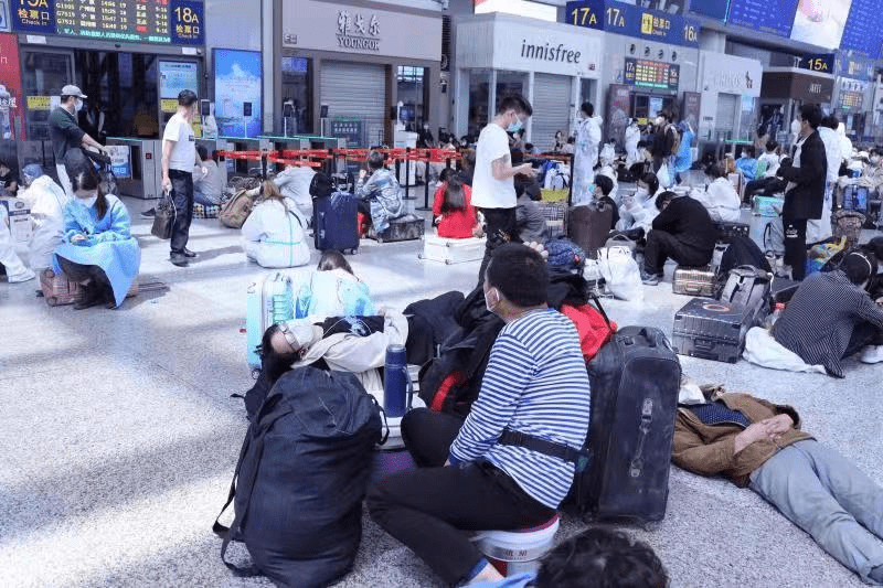 疫情下的考生：天津春考延期 滞留上海无法回原籍 留学考试取消
