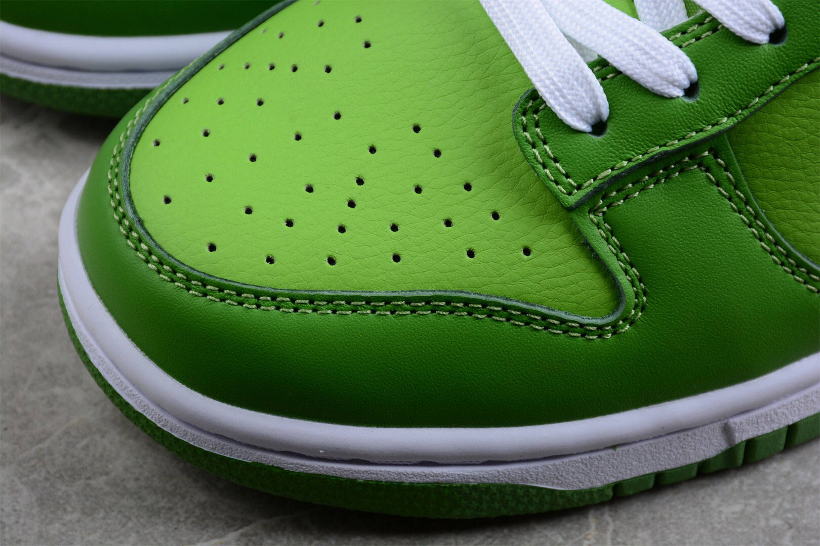 nike sb dunk low green white kermit 柠檬绿白低帮运动鞋