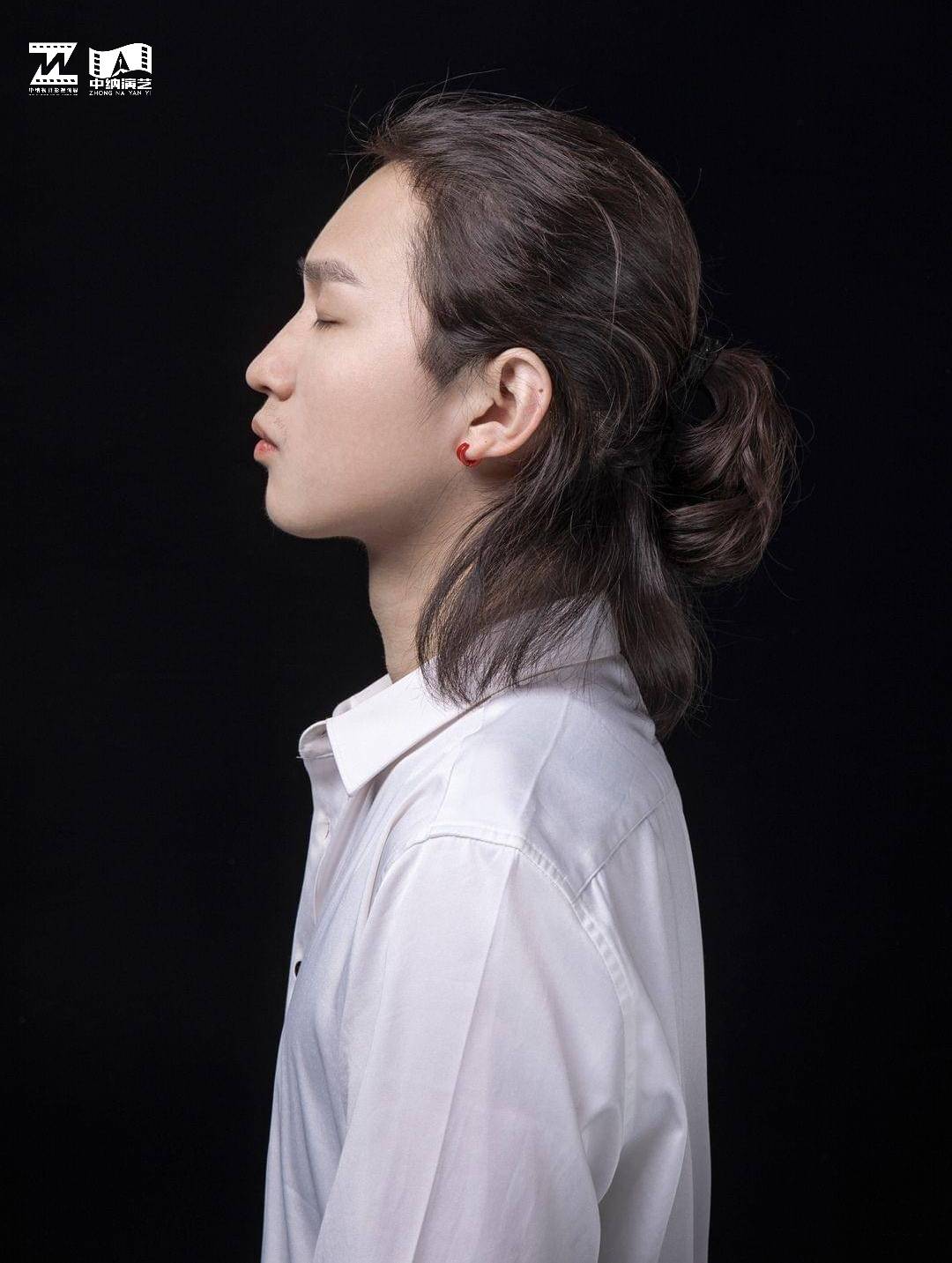 中纳视界小艺员陈梓萌原创个人单曲落春泥六一儿童节首发