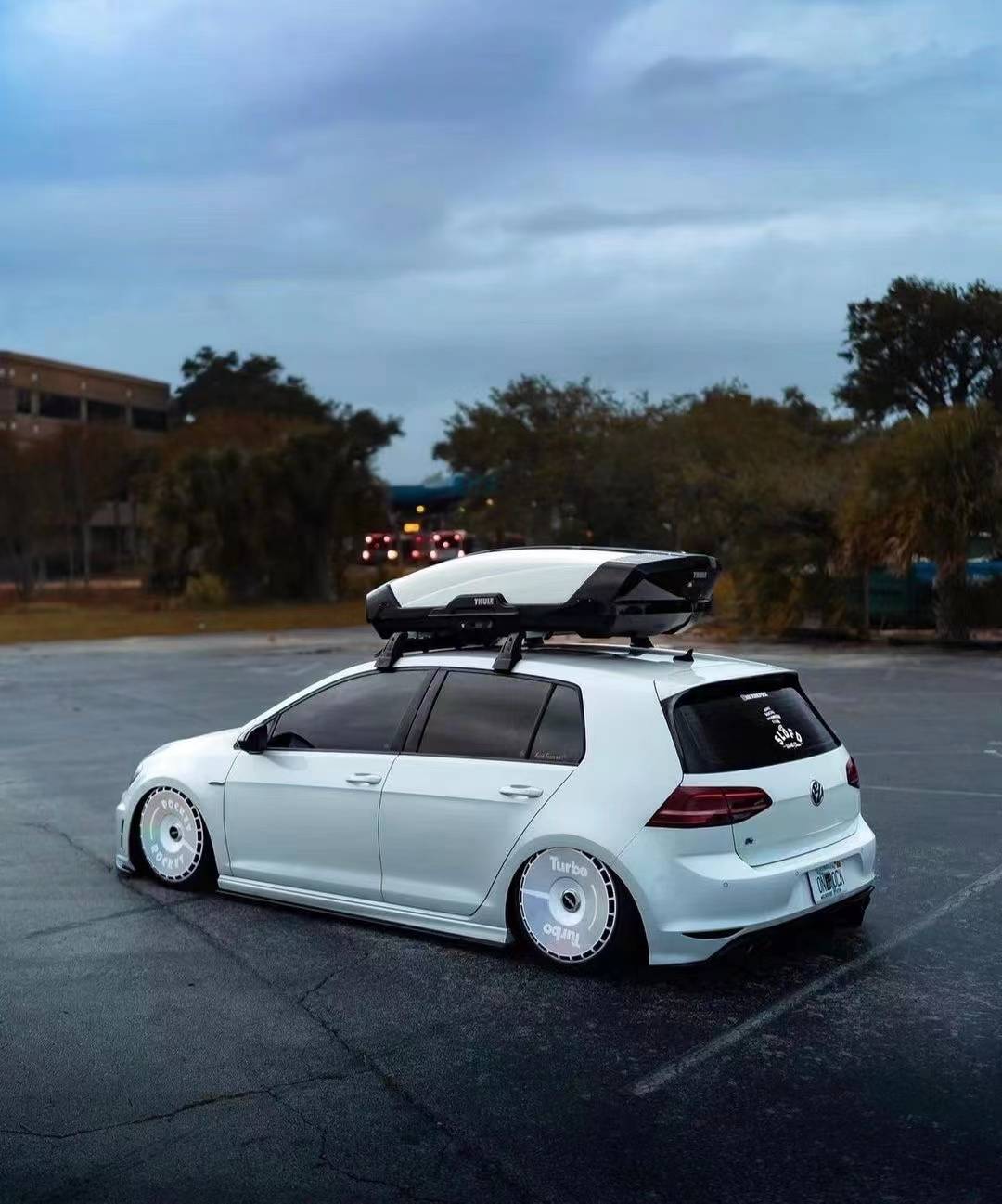 李洋分享高尔夫7代改装airbft气压减震器低趴效果展示