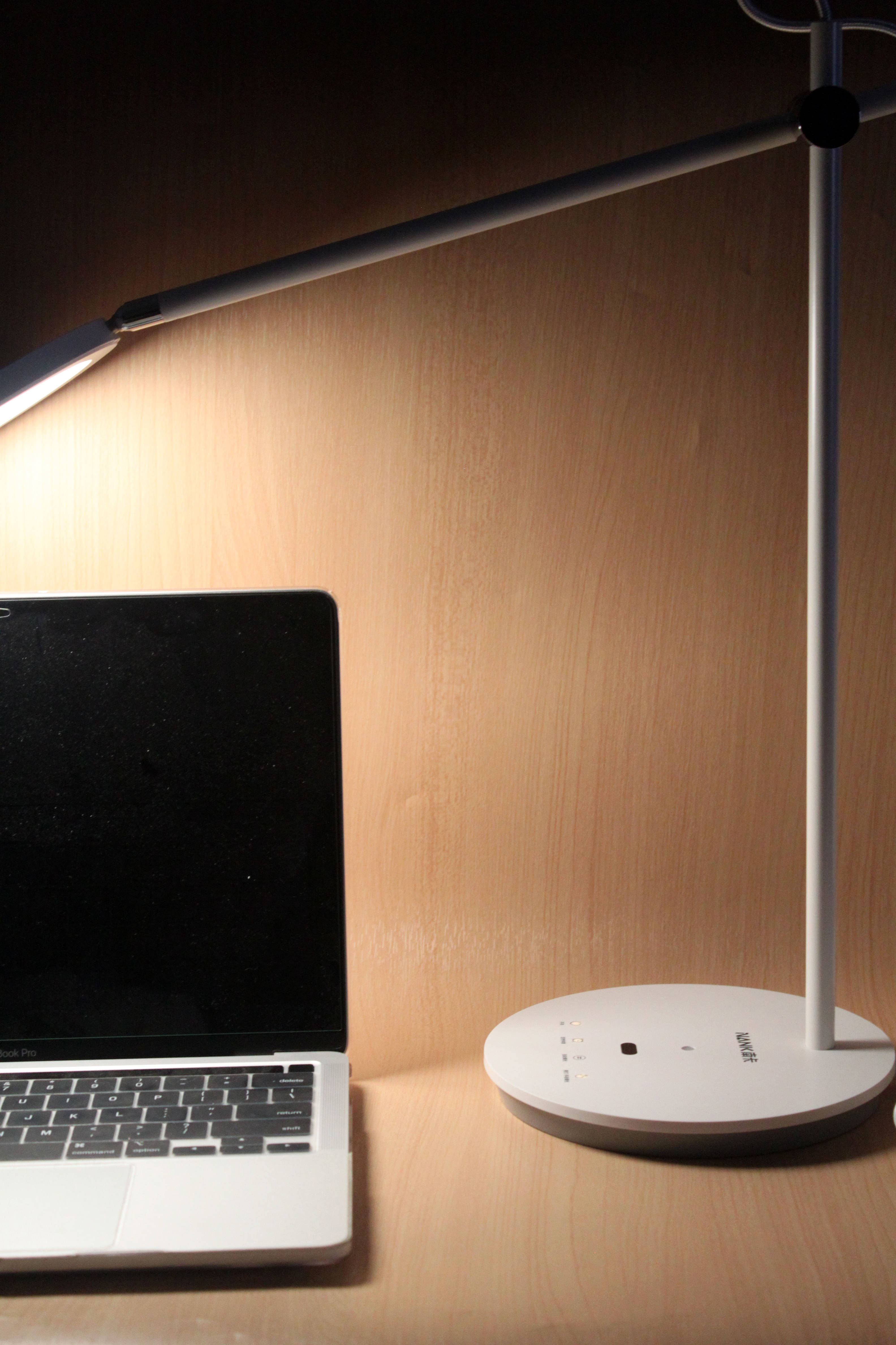 给孩子购买学习台灯，真的选对了吗？