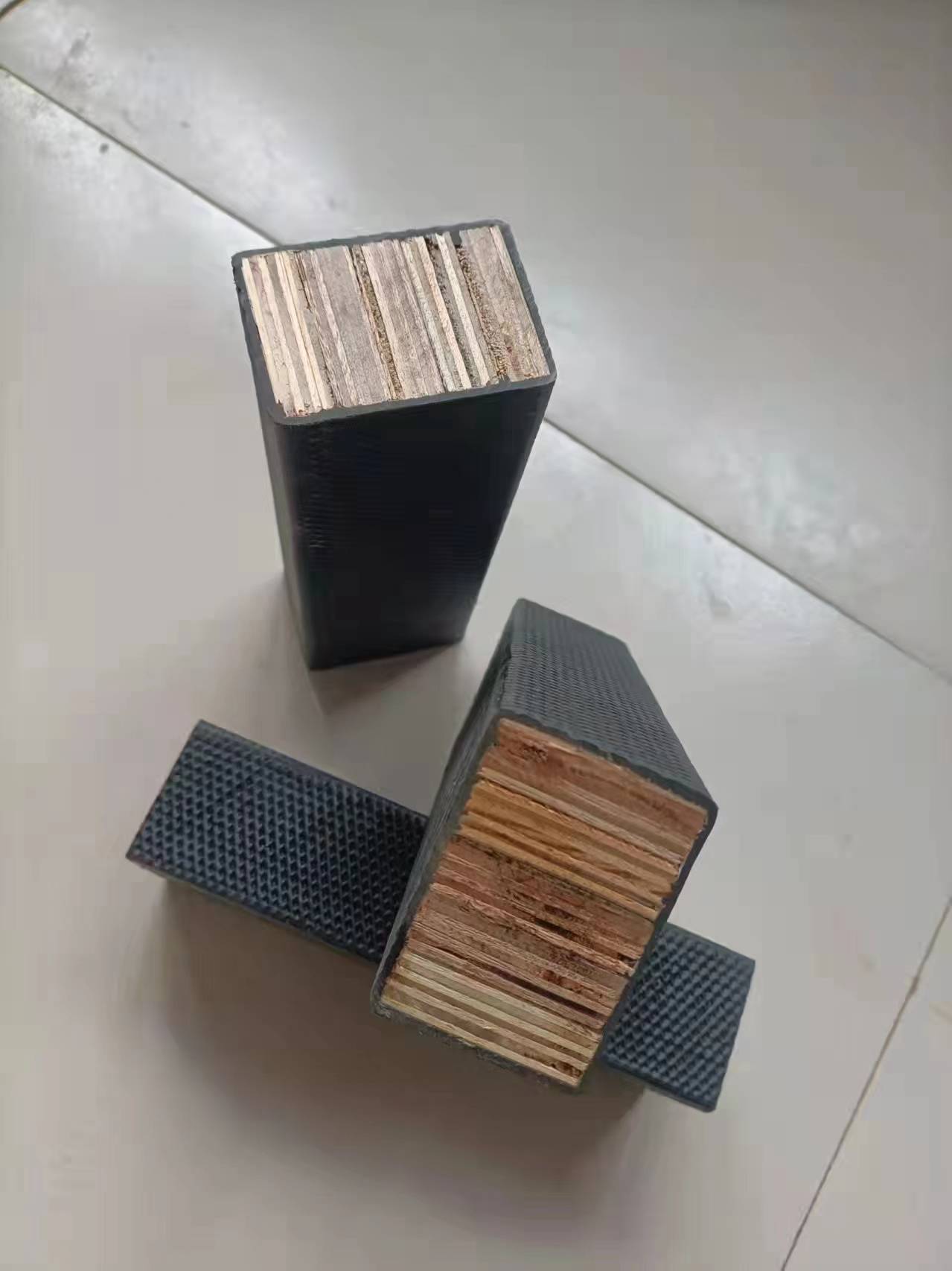 新型建筑木方之复合木方的性能试验没用过的来看看