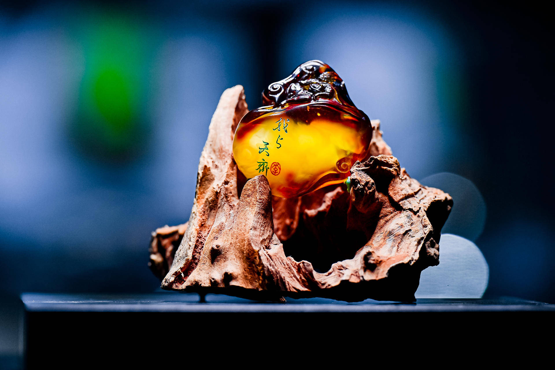 2022文化和自然遗产日世纪琥珀博物馆举办琥珀雕刻非遗文化活动