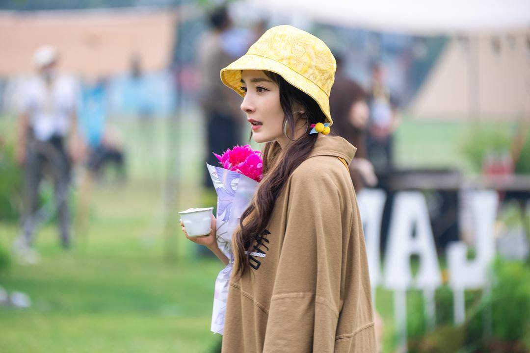 杨幂张凯丽花儿与少年4首播收视惨淡抓马综艺拍成了向往的生活