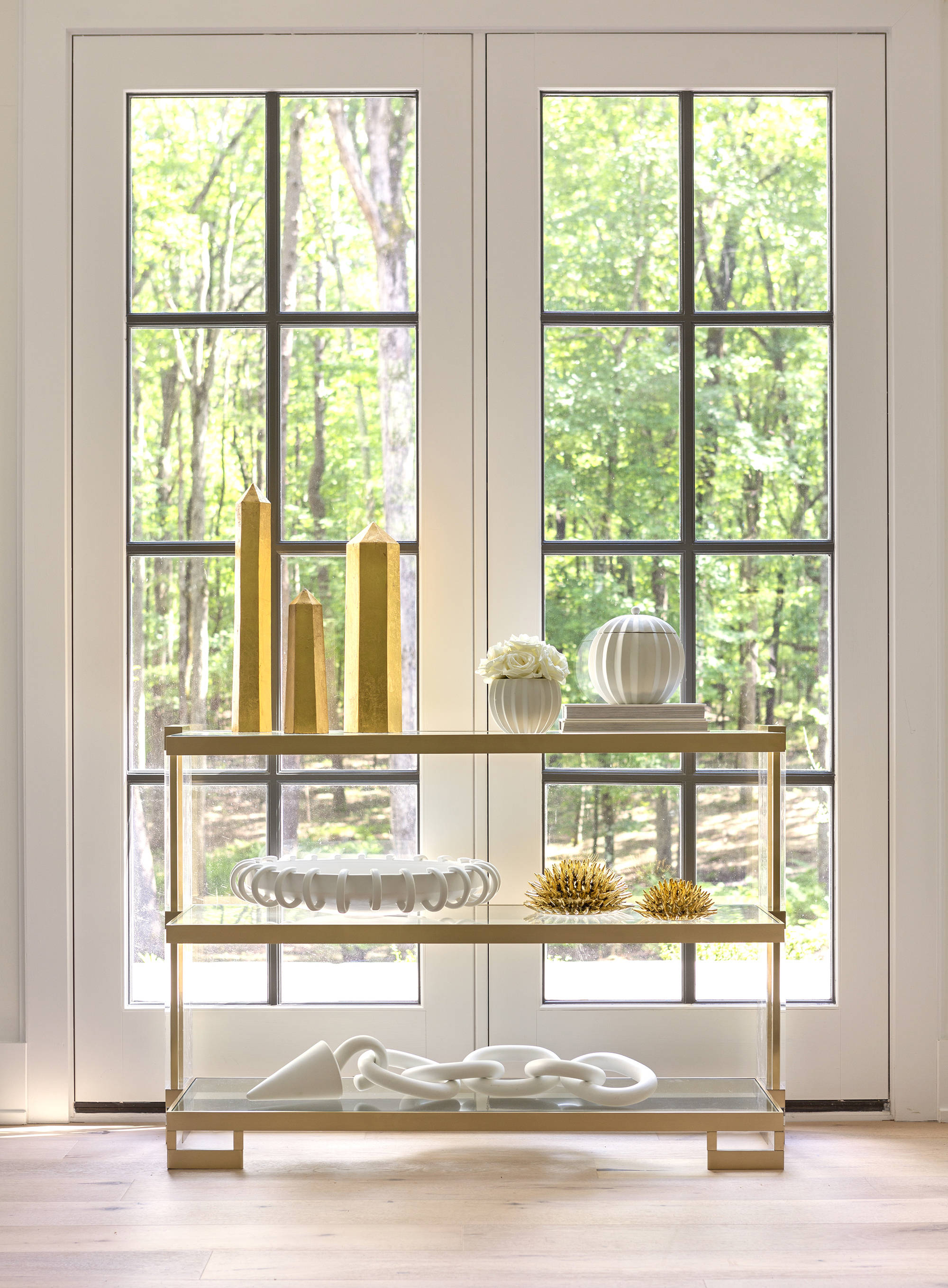 精心布置台面景致才不辜负窗外的好风景斑驳树影,游走的光影时间的