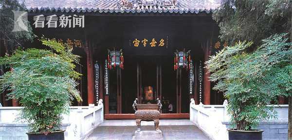 成都武侯祠:诸葛亮殿北壁新现15块碑石-搜狐大视野-搜狐新闻