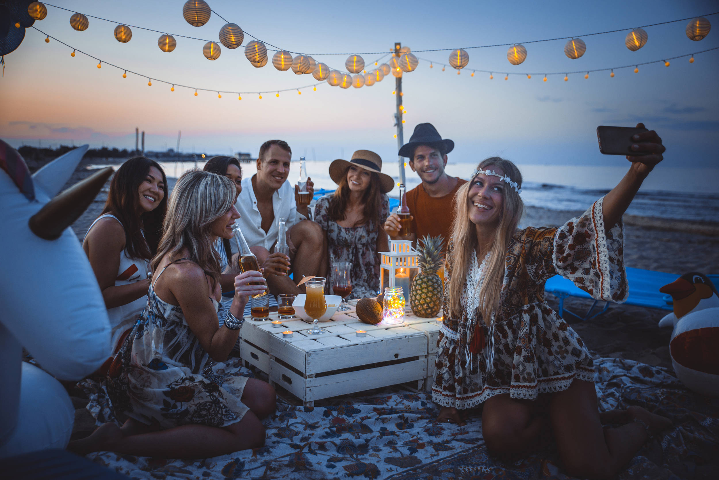 海滩派对回归本心,看见人生使命,在优秀企业家,智慧明师的启迪下,打开