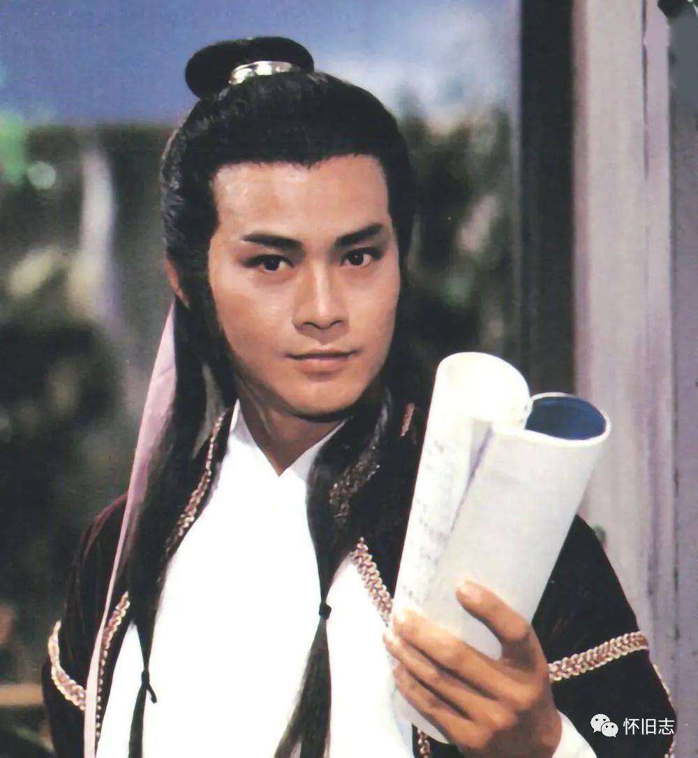 日他是谁:郑少秋▁ ▂ ▃ ▅ ▆ ▇②▇ ▆ ▅ ▃ ▂ ▁代表作:《刺马