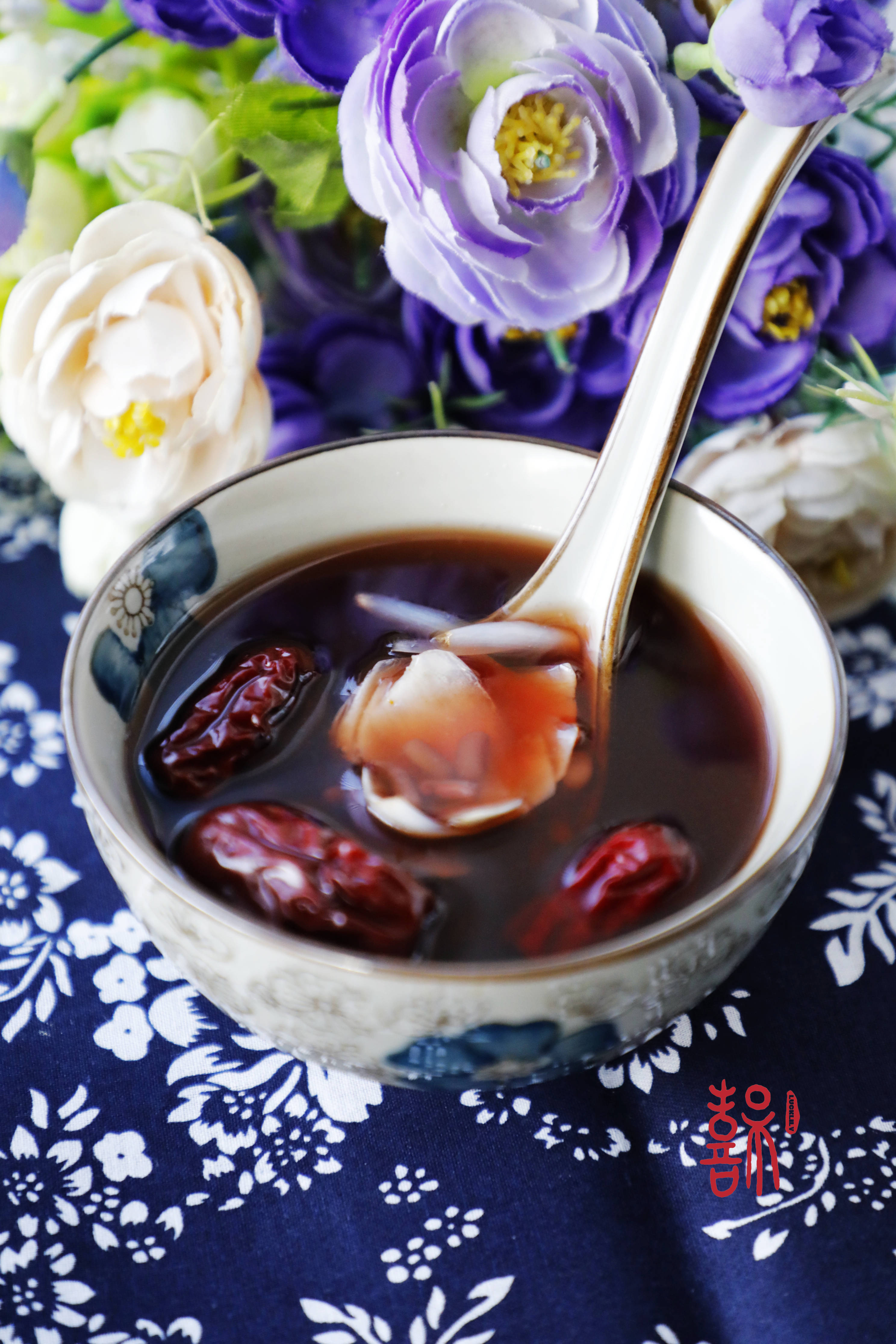 红枣百合绿豆汤,红枣百合绿豆汤的家常做法 - 美食杰红枣百合绿豆汤做法大全