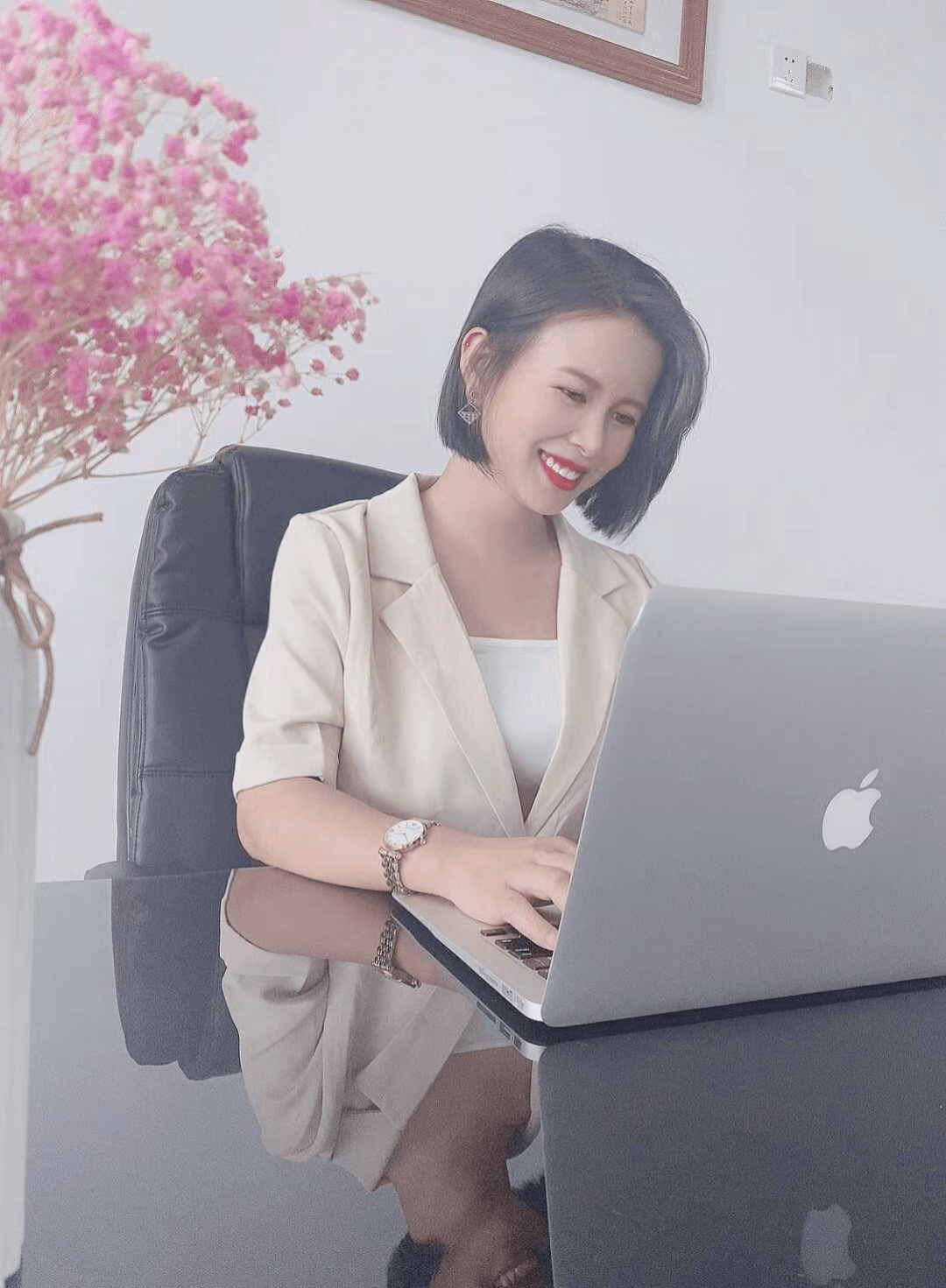 精致女人资深护肤导师刘义凤