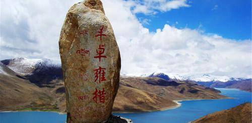 西藏这座湖的鱼分给14亿人，每人能拿一斤多，网友：西藏鱼真幸福