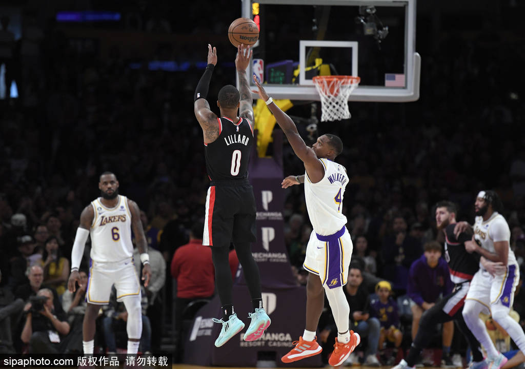 开拓者vs鹈鹕激战正酣 NBA直播全程呈现精彩对决