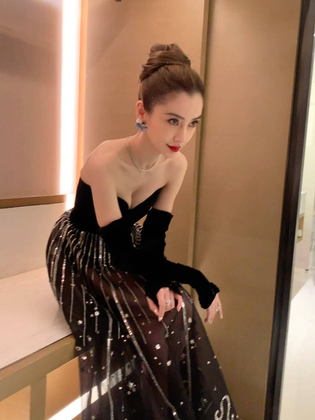 Angelababy 杨颖 婚纱 礼服 系列#明星#平铺… - 堆糖，美图壁纸兴趣社区