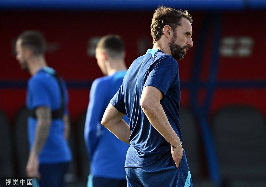 ESPN曝凯尔特人将交易探花签多方势力介入争夺状元热门引发联盟格局巨变