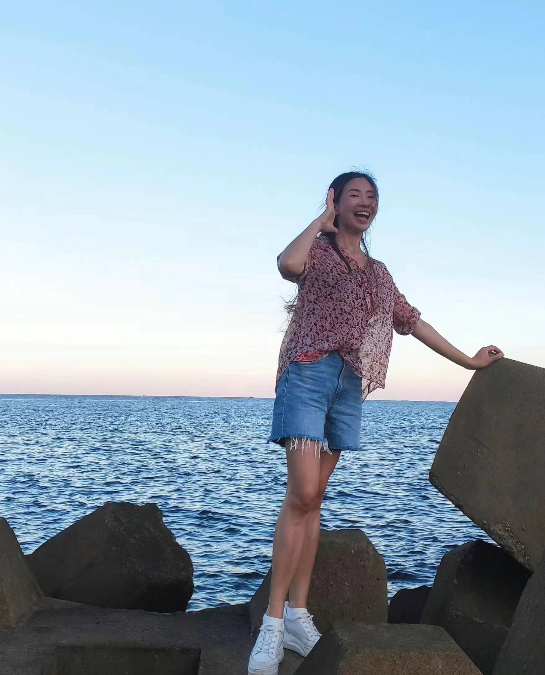 从莫言粉丝到陶斯亮再到周燕妮,都是跟女人的纠纷.