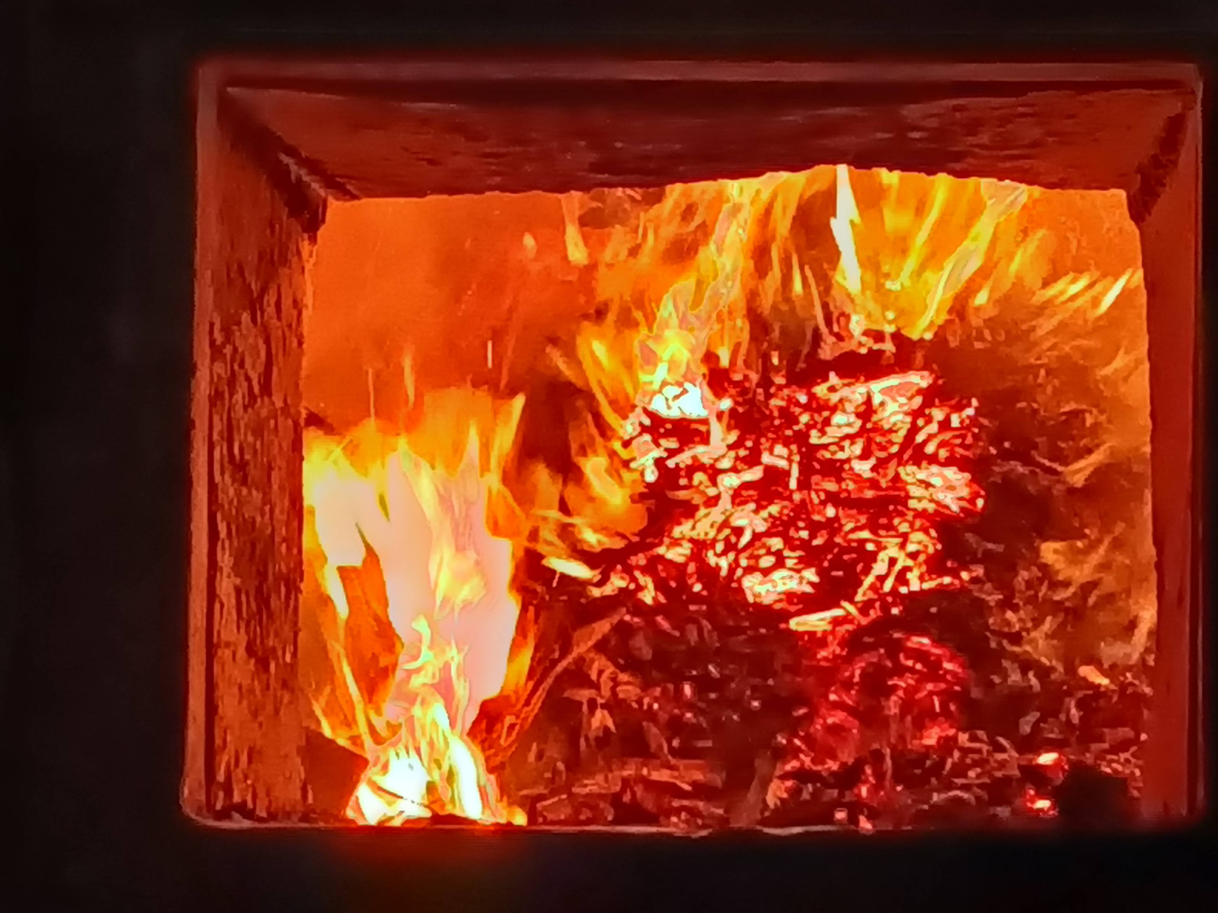 苦,集中供热用秸秆捆烧直燃锅炉实现用户与热企双赢_供暖_黑龙江_成本