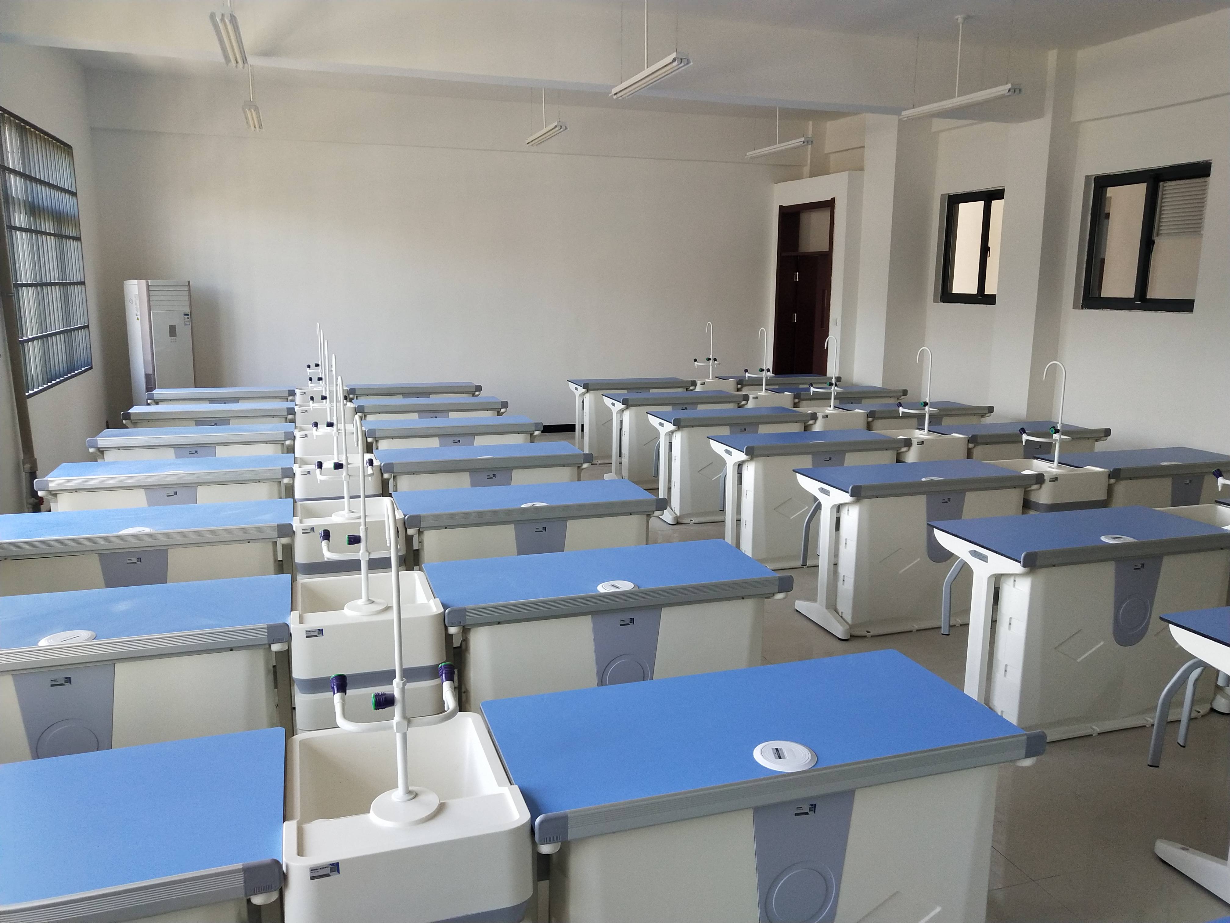 普通初中理化生实验室的教学仪器配置_建设_演示_包括