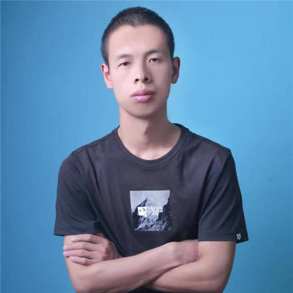 王小强词曲作品《人的一生为什么这么苦》全网发行