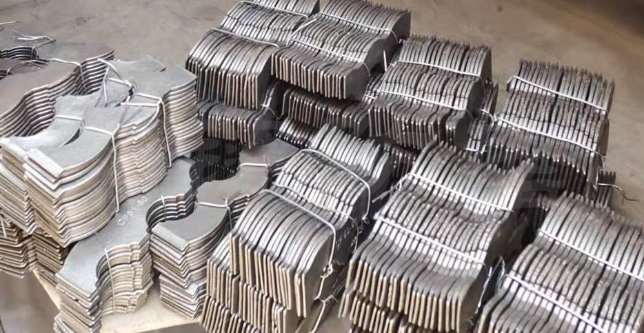 CFB锅炉<strong>水冷壁防磨</strong>板,经纬网格栅导流板价格与哪些因素相关呢？ 