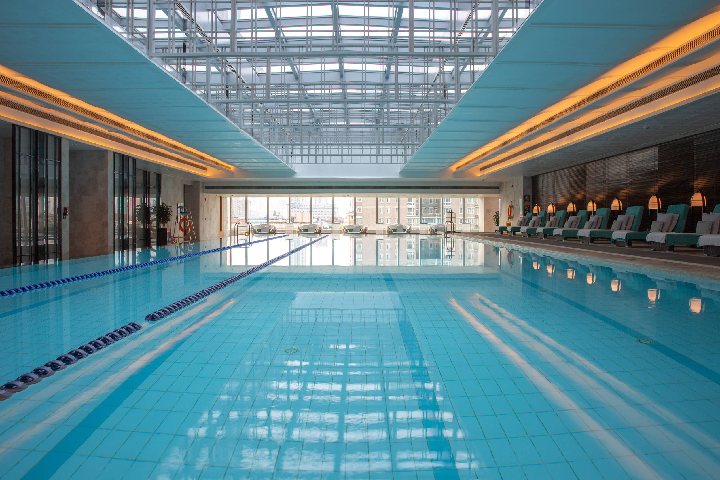 下榻上海静安香格里拉,感受城市度假的魅力_游泳池_前往_配备了