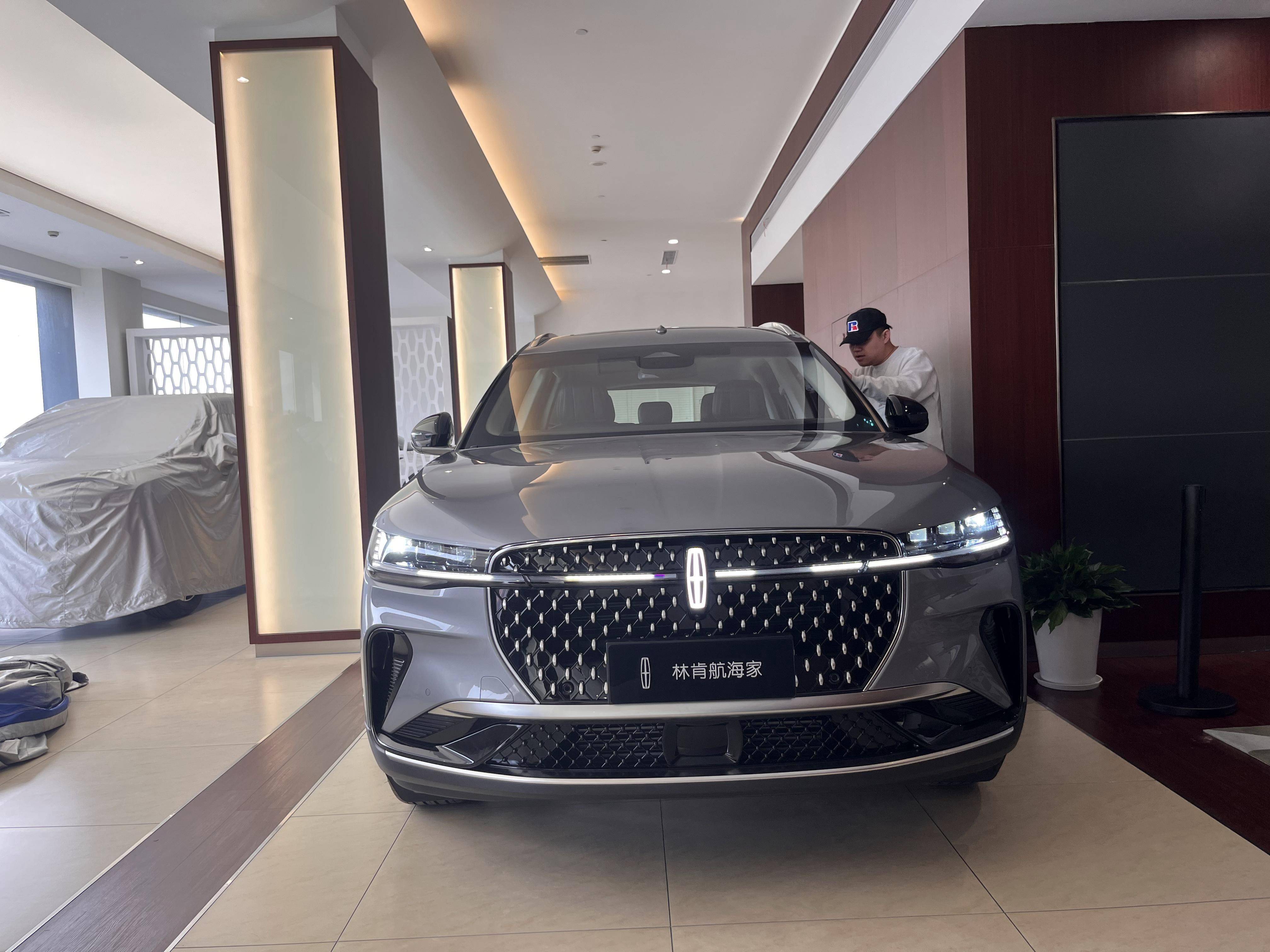 长风破浪-林肯航海家VS凯迪拉克XT5_搜狐汽车_搜狐网