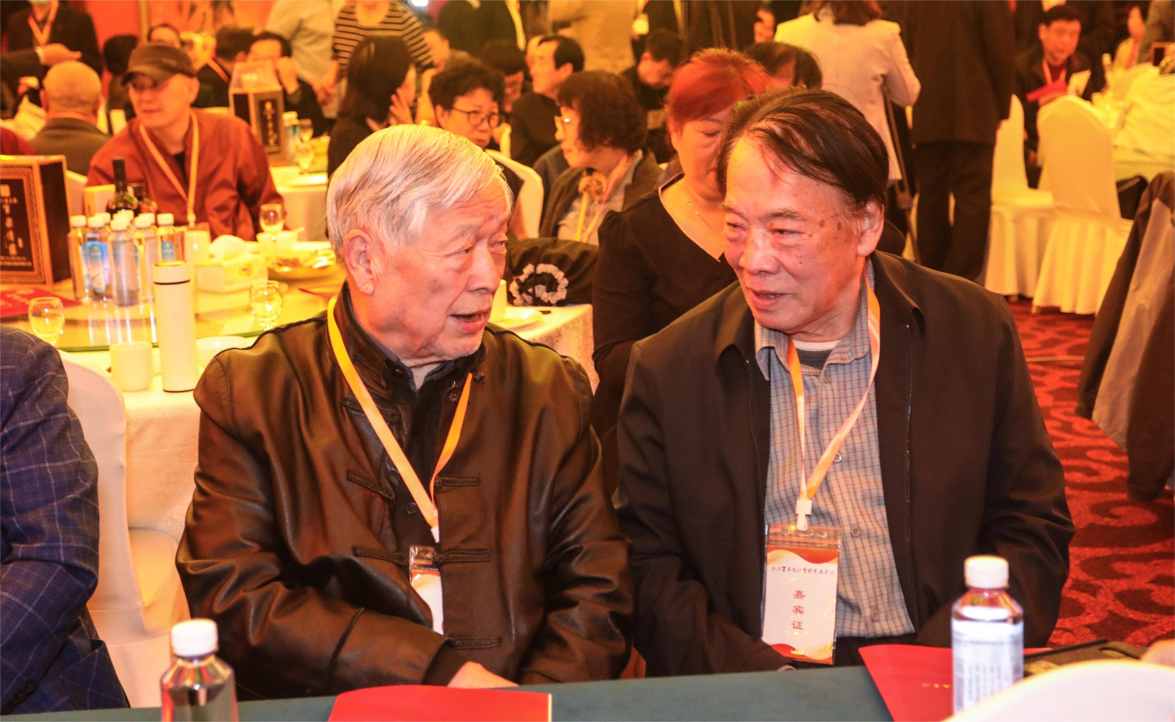 翰墨颂華章，丹青绘盛世 谱写文化家园百花绽放的精彩华章