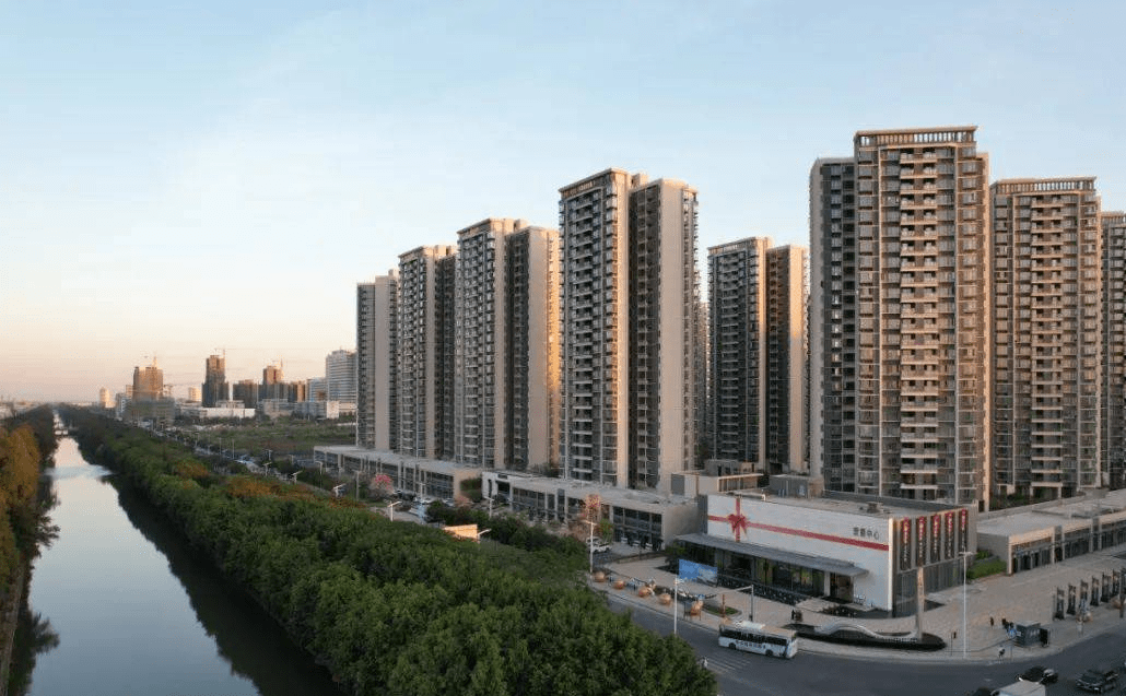 【广佛保利城】售楼部免费咨询热线:400-022-8887-9999营销中心_大城