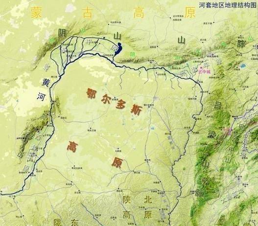 有一块在秦汉之际称河南,在汉以后称作河朔或河套的广阔而肥美的草原