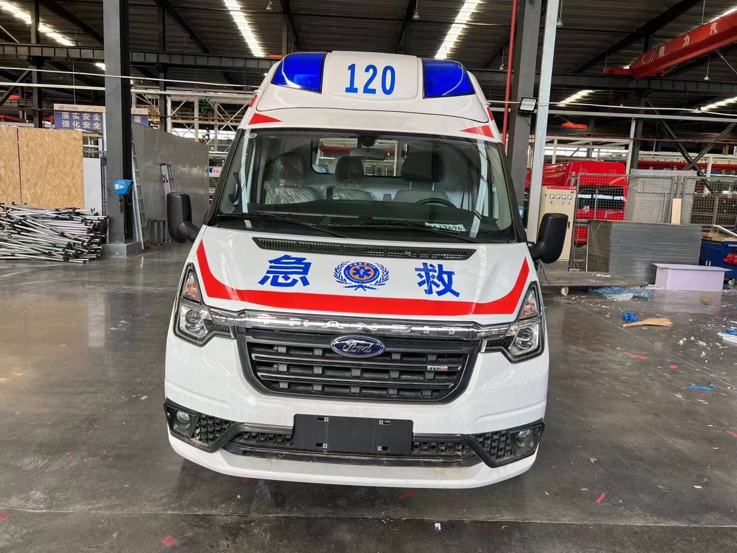 福特全顺v362汽油自动挡航空舱监护型负压救护车外观及图片程力牌