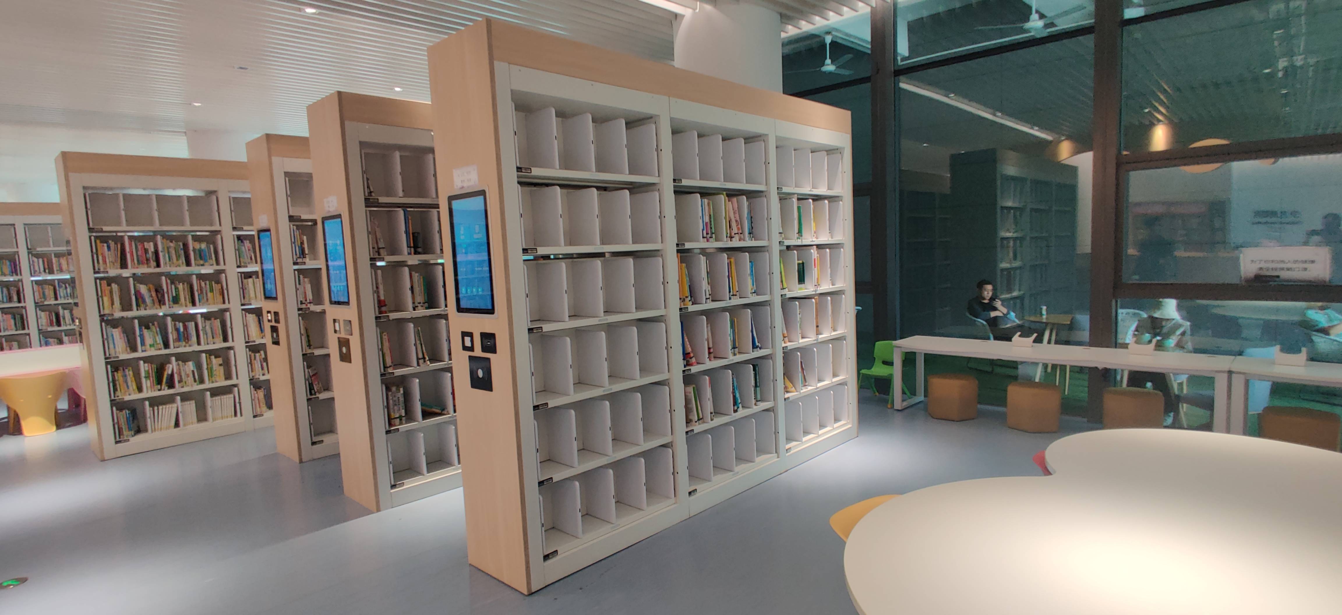 rfid智能书柜是一套利用rfid技术实现图书单品级物品识别的在架图书