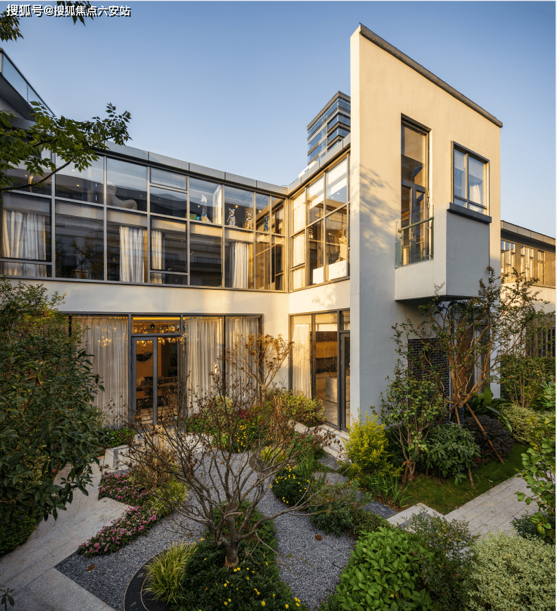 管道燃气入户,商墅使用灵活,可居住可办公;商墅自带花园,中式园林设计