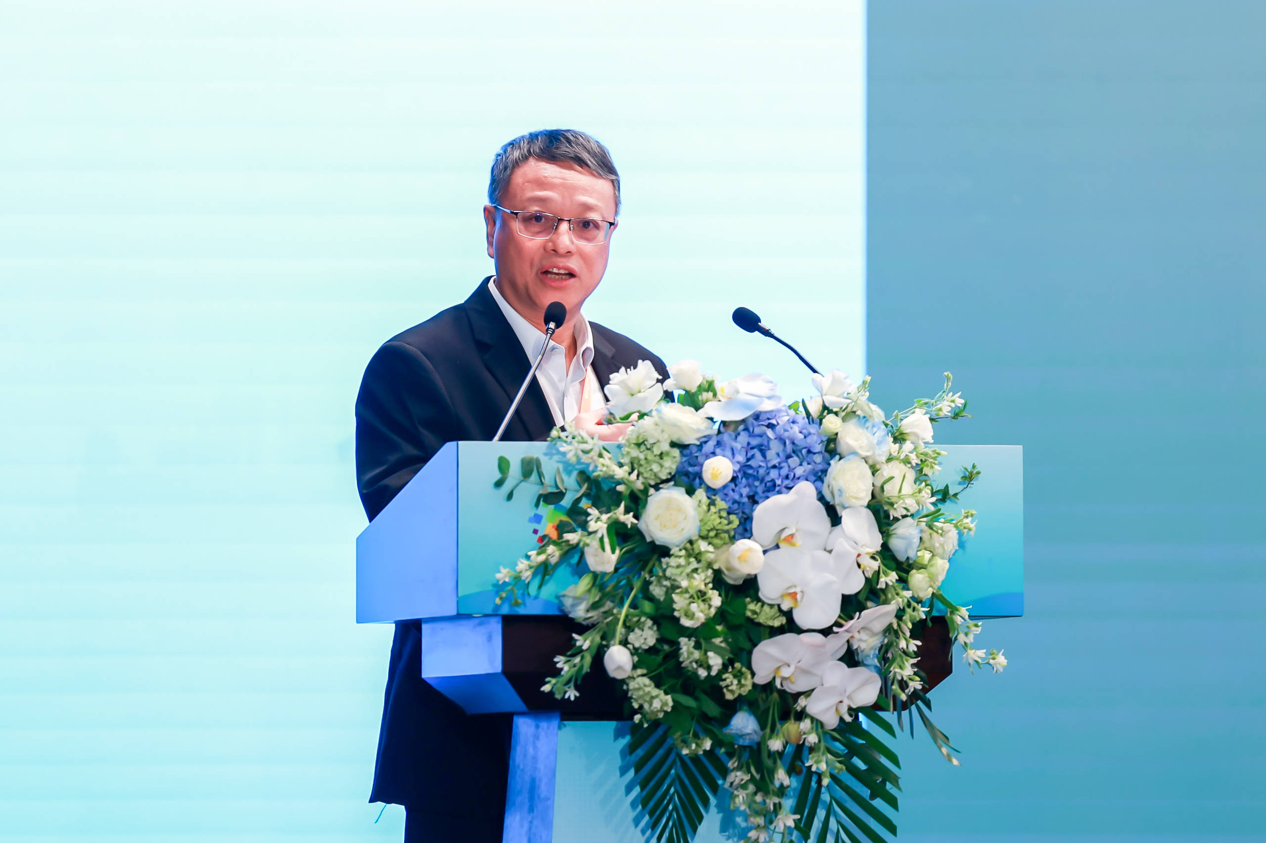 第七届世界智能大会数字赋能制造峰会暨中材国际首届水泥绿色智能发展