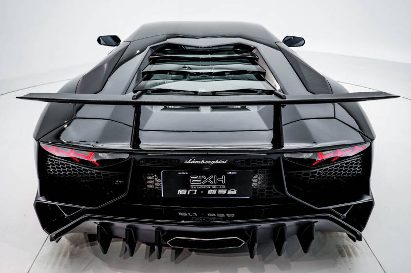 厦门尊享会 兰博基尼aventador lp750贴tpu亮黑改色膜_搜狐汽车_搜狐