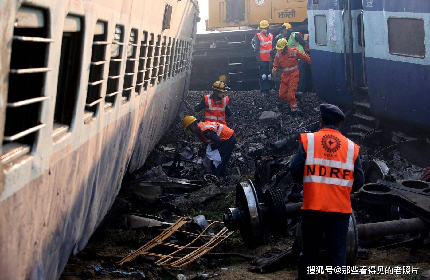 2016年印度列车事故 死亡人数超过140余人