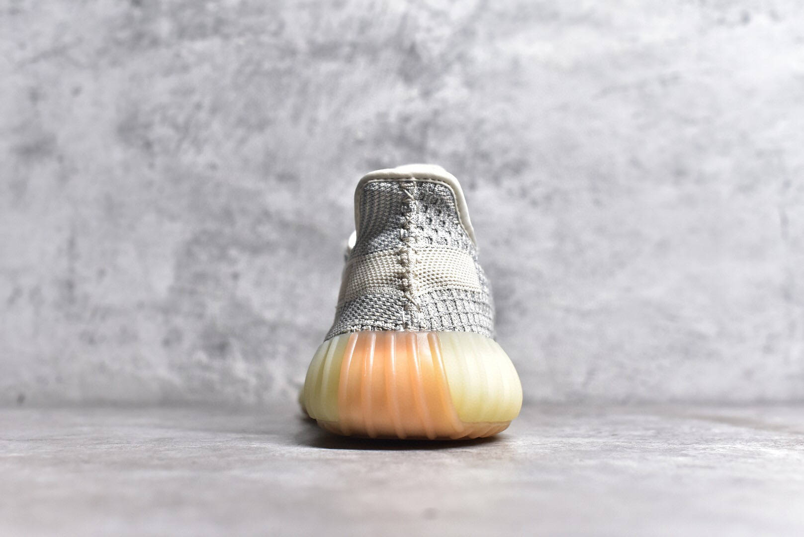 阿迪达斯 adidas yeezy 350v2 boost lundmark 椰子芝麻天使侧透运动