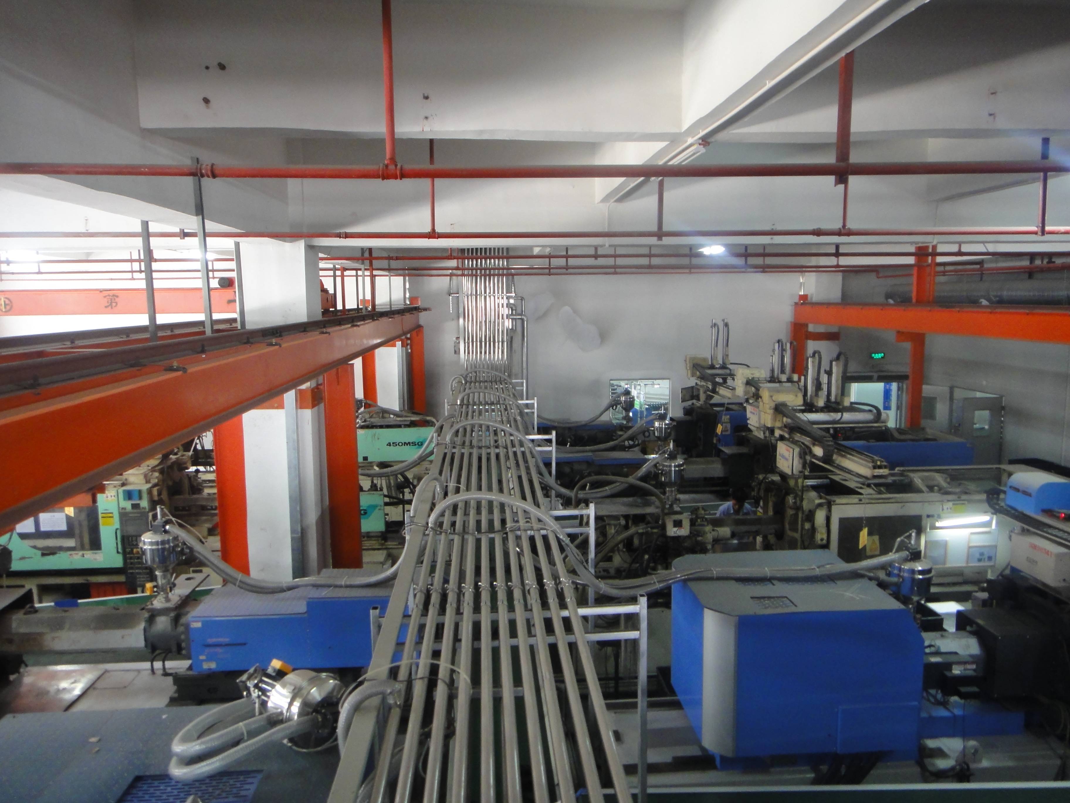 专为注塑车间塑料产品生产设计的中央供料系统_原料_控制_方式