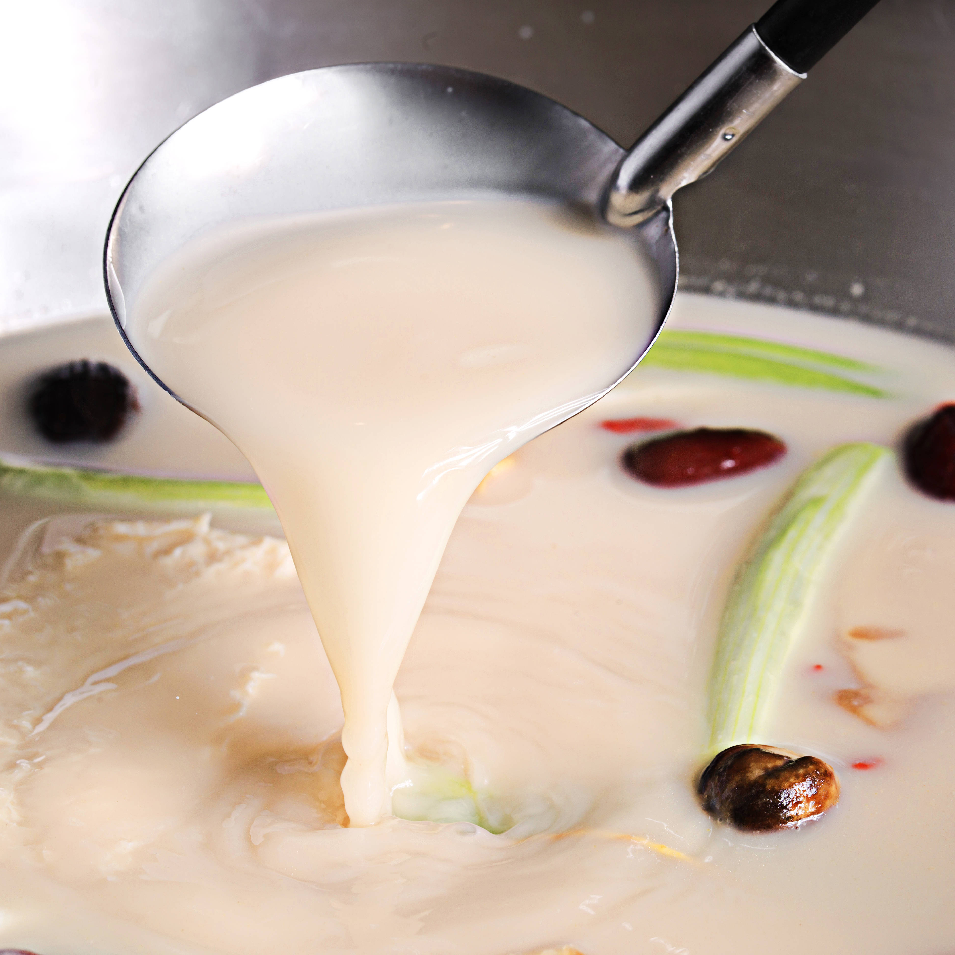 大汤师推荐三款适宜夏季饮用的骨汤,满足门店骨汤需