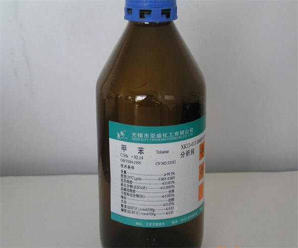 工业酒精批发：行业动态与市场风向标
